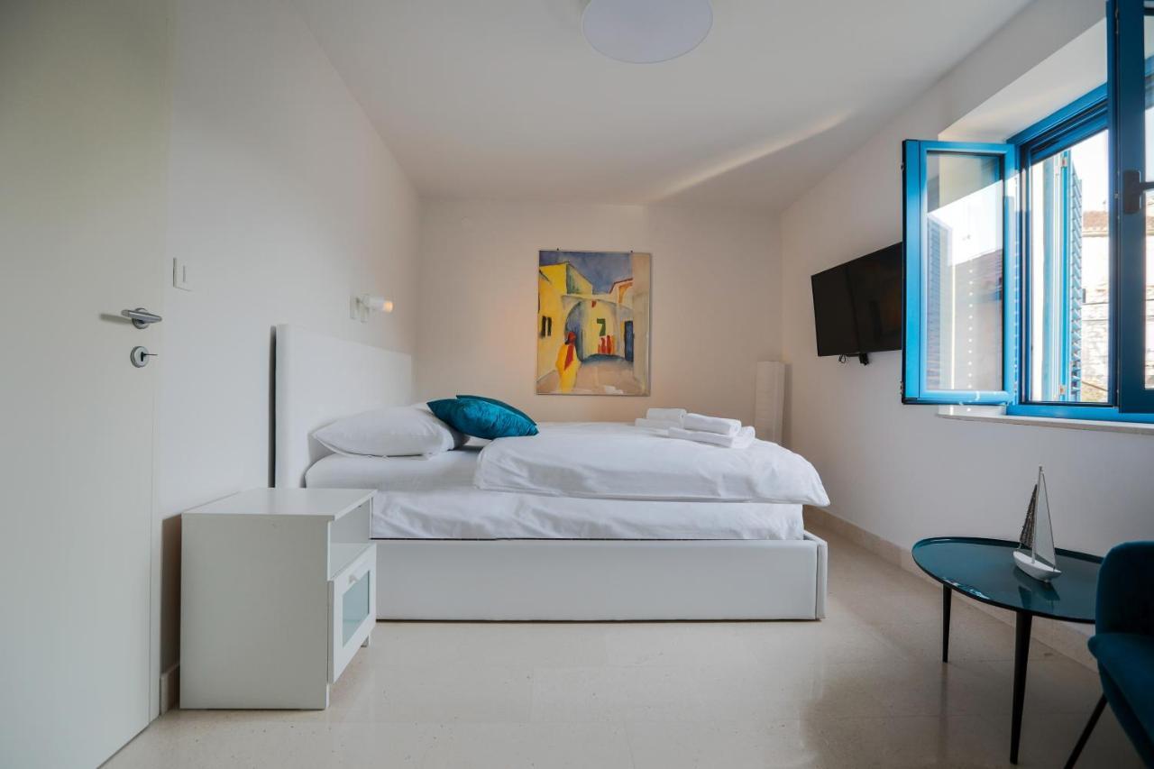 Hvar Old Dalmatian House Junior Suite - Deck 3 Hvar Town Esterno foto