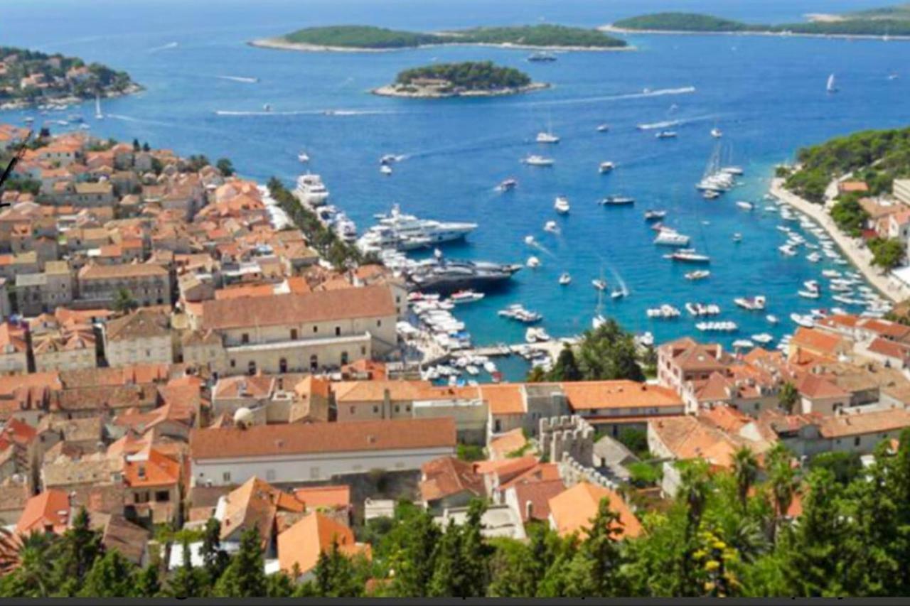 Hvar Old Dalmatian House Junior Suite - Deck 3 Hvar Town Esterno foto